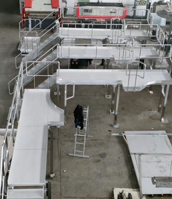 Kładki technologiczne ze stali nierdzewnej DOMURAT Sp. z o.o.
